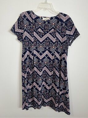 Pink Rose Navy and Light Pink Floral Chevron Short Sleeve Dress